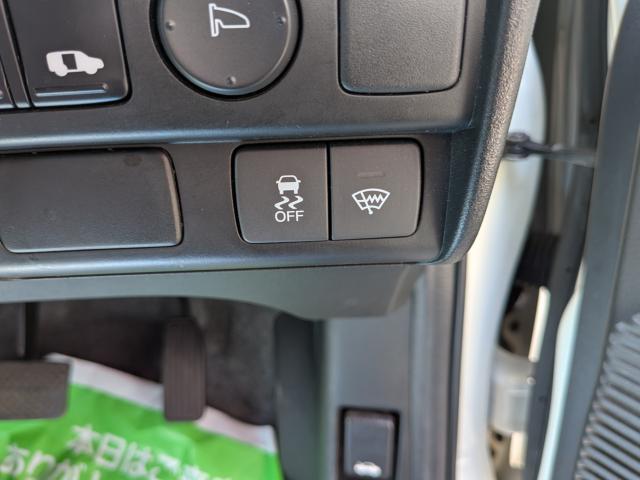 ホンダ フリード　ハイブリッド １．５ ＨＹＢＲＩＤ 後席モニター 両側電動 H24年 (四国) 99