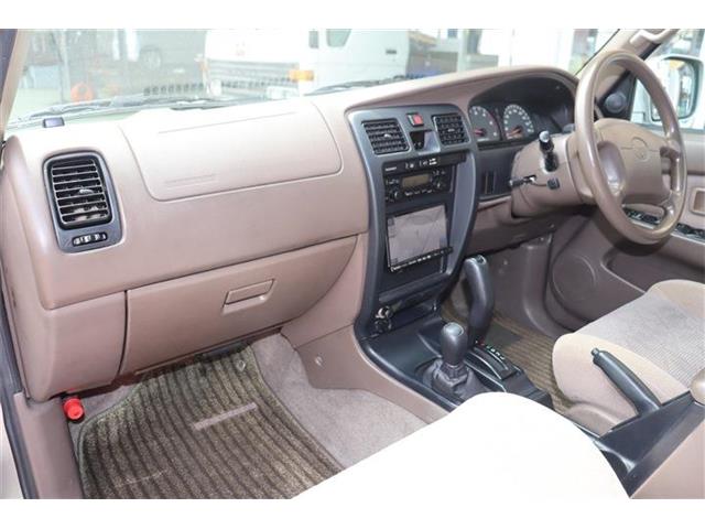 トヨタ ハイラックスサーフ ３．０ ＳＳＲ－Ｘ ディーゼルターボ ４ＷＤ H11年 (四国) 99