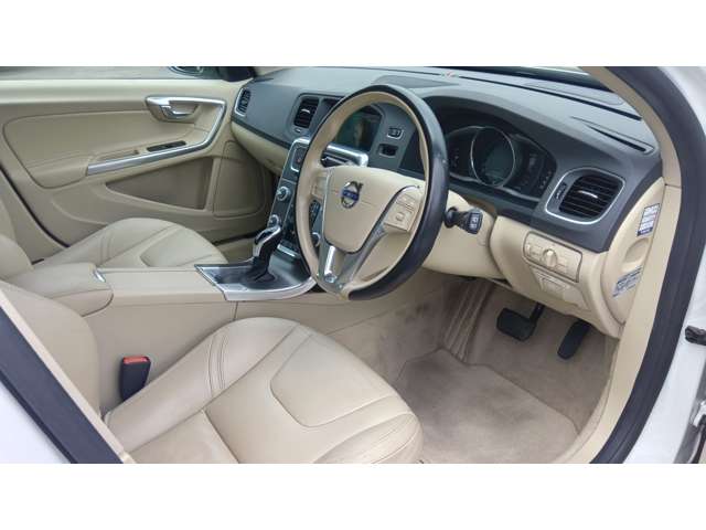 ボルボ クロスカントリー Ｔ５ ＡＷＤ ＳＥ ４ＷＤ H27年 (東北) 99