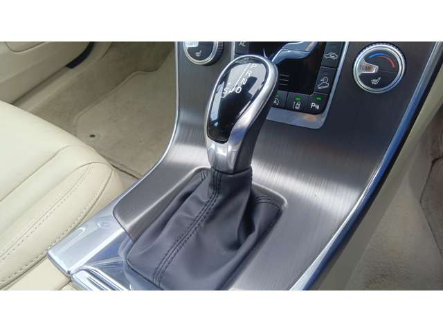 ボルボ クロスカントリー Ｔ５ ＡＷＤ ＳＥ ４ＷＤ H27年 (東北) 99