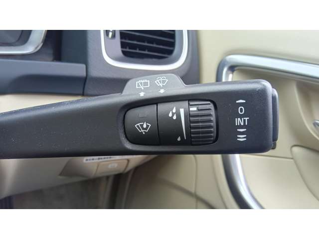 ボルボ クロスカントリー Ｔ５ ＡＷＤ ＳＥ ４ＷＤ H27年 (東北) 99