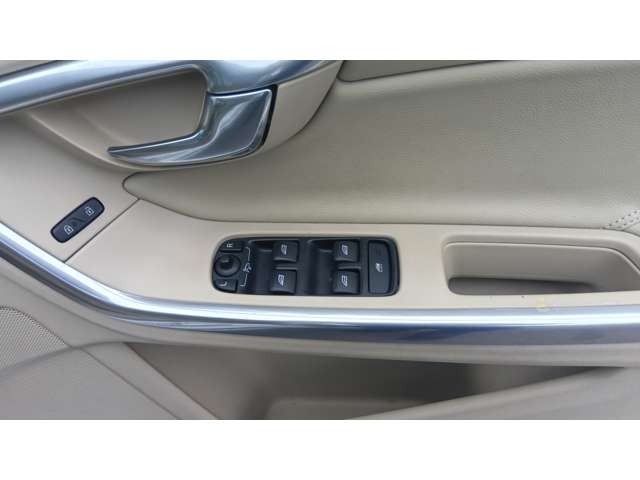 ボルボ クロスカントリー Ｔ５ ＡＷＤ ＳＥ ４ＷＤ H27年 (東北) 99