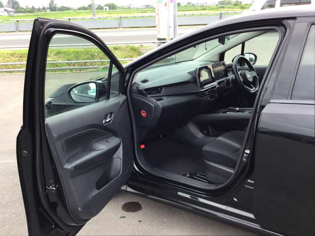 日産 ノート １．２ Ｘ ＦＯＵＲ ４ＷＤ R5年 (東北) 99
