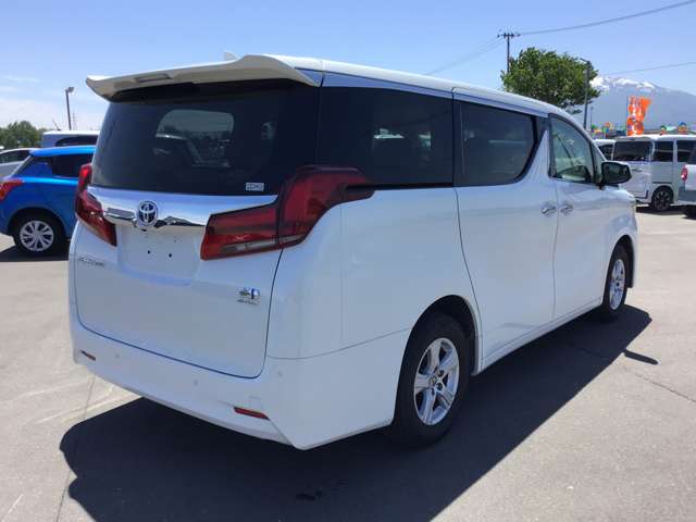 トヨタ アルファード　ハイブリッド ハイブリッド ２．５ Ｘ Ｅ－ＦＯＵＲ ４ＷＤ R4年 (東北) 99