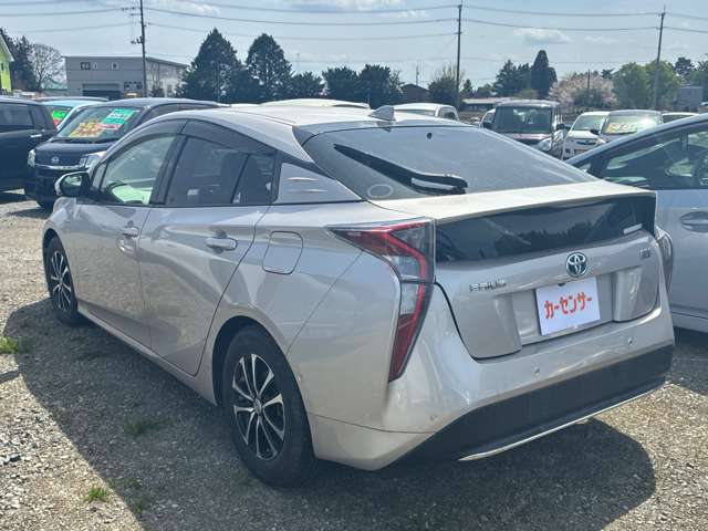 トヨタ プリウス １．８ Ｓ セーフティ プラス H28年 (東北) 99