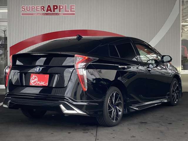 トヨタ プリウス １．８ Ｓ ツーリングセレクション Ｅ－ＦＯＵＲ ４ＷＤ H29年 (東北) 99