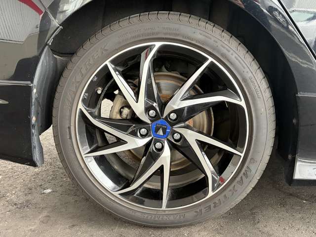 トヨタ プリウス １．８ Ｓ ツーリングセレクション Ｅ－ＦＯＵＲ ４ＷＤ H29年 (東北) 99