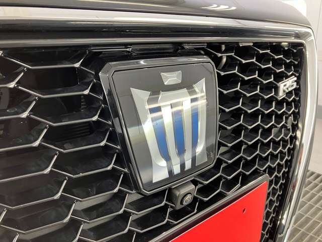 トヨタ クラウン　ハイブリッド ハイブリッド ２．５ ＲＳ アドバンス ＦＯＵＲ ４ＷＤ R1年 (東北) 99
