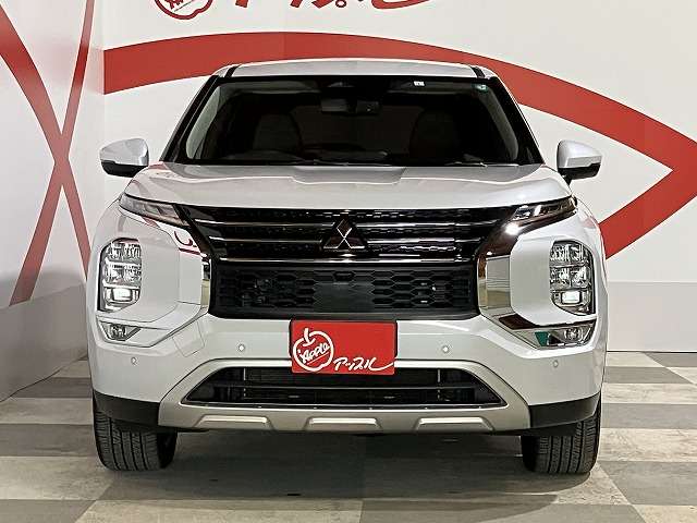 三菱 アウトランダーＰＨＥＶ ＰＨＥＶ ２．４ Ｇ ４ＷＤ R5年 (東北) 99