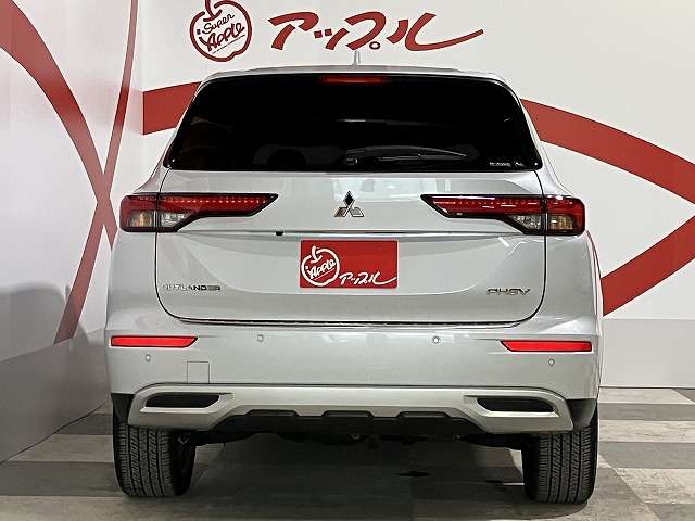 三菱 アウトランダーＰＨＥＶ ＰＨＥＶ ２．４ Ｇ ４ＷＤ R5年 (東北) 99