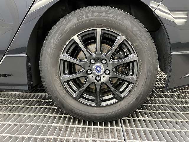 トヨタ プリウス １．８ Ｓ ツーリングセレクション Ｅ－ＦＯＵＲ ４ＷＤ R2年 (東北) 99