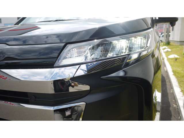 トヨタ ノア １．８ ハイブリッド Ｓ－Ｚ Ｅ－ＦＯＵＲ ４ＷＤ R7年 (東北) 99