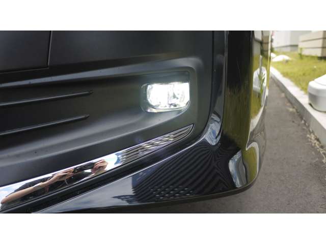 トヨタ ノア １．８ ハイブリッド Ｓ－Ｚ Ｅ－ＦＯＵＲ ４ＷＤ R7年 (東北) 99