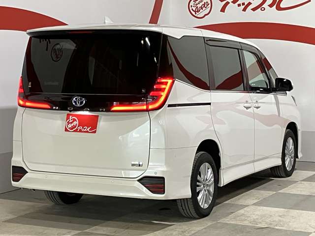 トヨタ ノア １．８ ハイブリッド Ｓ－Ｚ Ｅ－ＦＯＵＲ ４ＷＤ R4年 (東北) 99