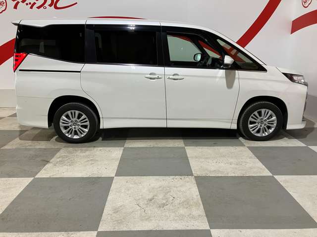 トヨタ ノア １．８ ハイブリッド Ｓ－Ｚ Ｅ－ＦＯＵＲ ４ＷＤ R4年 (東北) 99