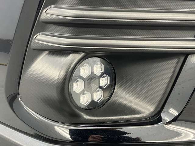 スバル フォレスター　ハイブリッド ２．０ エックスブレイク ４ＷＤ R5年 (東北) 99