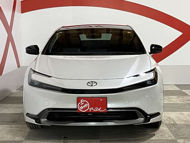 トヨタ プリウス ２．０ Ｚ Ｅ－ＦＯＵＲ ４ＷＤ R5年 (東北) 99