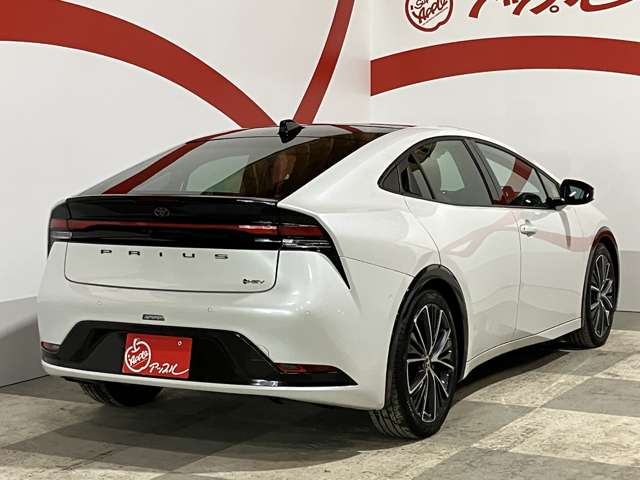 トヨタ プリウス ２．０ Ｚ Ｅ－ＦＯＵＲ ４ＷＤ R5年 (東北) 99