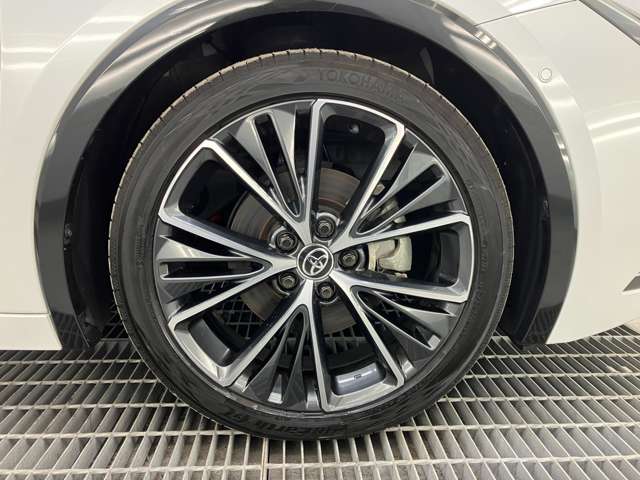 トヨタ プリウス ２．０ Ｚ Ｅ－ＦＯＵＲ ４ＷＤ R5年 (東北) 99