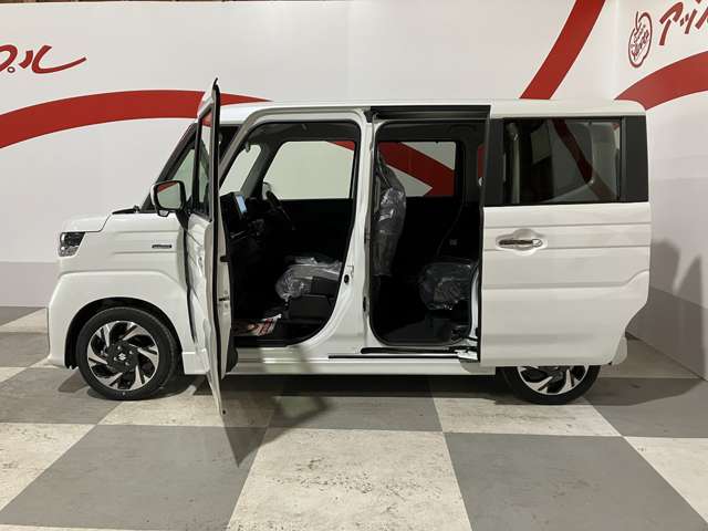 スズキ スペーシア　ギア ６６０ カスタム ハイブリッド ＸＳターボ ４ＷＤ R8年 (東北) 99