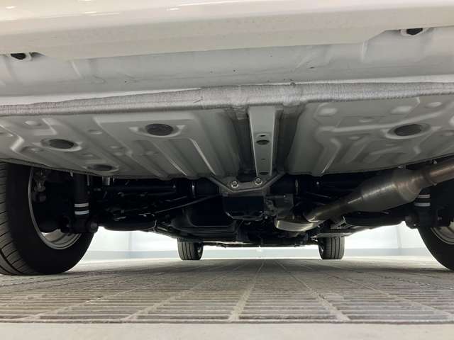 トヨタ ノア ２．０ Ｓ－Ｚ ４ＷＤ R6年 (東北) 99