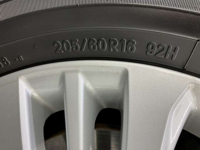 トヨタ ノア ２．０ Ｓ－Ｚ ４ＷＤ R6年 (東北) 99