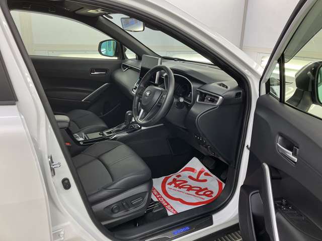 トヨタ カローラクロス　ハイブリッド １．８ ハイブリッド Ｚ Ｅ－ＦＯＵＲ ４ＷＤ R5年 (東北) 99