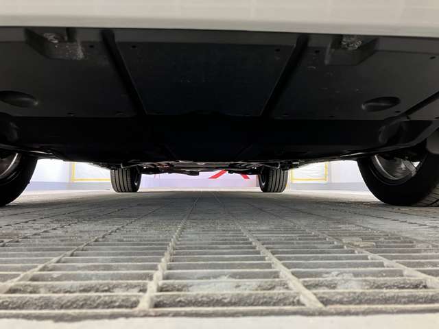 トヨタ カローラクロス　ハイブリッド １．８ ハイブリッド Ｚ Ｅ－ＦＯＵＲ ４ＷＤ R5年 (東北) 99