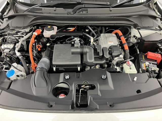 ホンダ ヴェゼル １．５ Ｅ：ＨＥＶ Ｚ ４ＷＤ R6年 (東北) 99