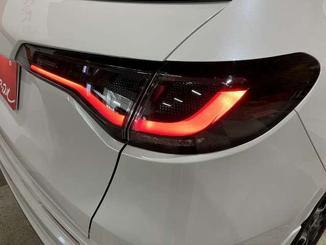 ホンダ ＺＲ−Ｖ １．５ Ｚ ４ＷＤ R6年 (東北) 99