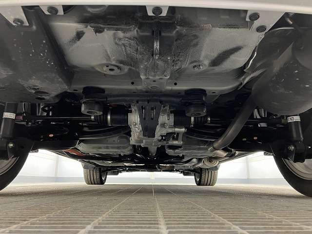 ホンダ ヴェゼル １．５ Ｅ：ＨＥＶ Ｚ ４ＷＤ R4年 (東北) 99