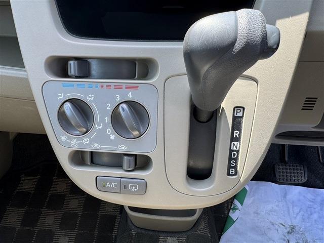 スバル ステラ ６６０ Ｌ スマートアシスト ４ＷＤ H25年 (東北) 99