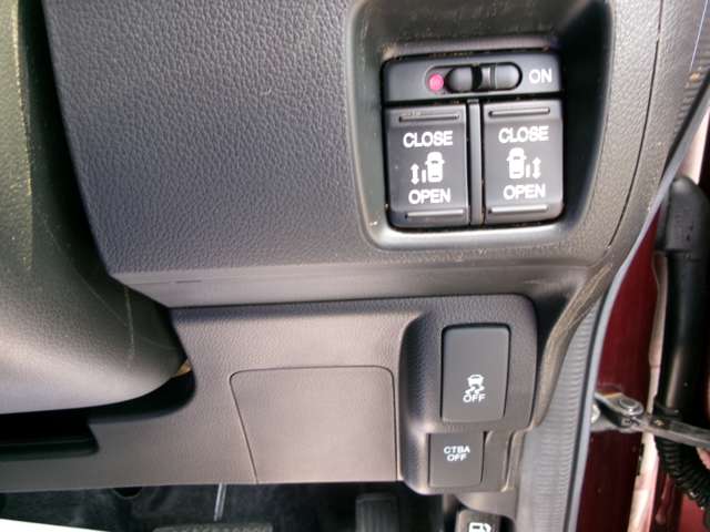 ホンダ Ｎ　ＢＯＸ ６６０ カスタムＧ ＳＳパッケージ ４ＷＤ H26年 (東北) 99