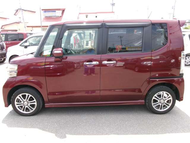 ホンダ Ｎ　ＢＯＸ ６６０ カスタムＧ ＳＳパッケージ ４ＷＤ H26年 (東北) 99