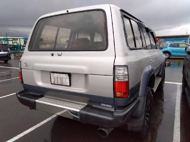 トヨタ ランドクルーザーバン ４．２ ＶＸリミテッド ディーゼルターボ ４ＷＤ H8年 (四国) 99