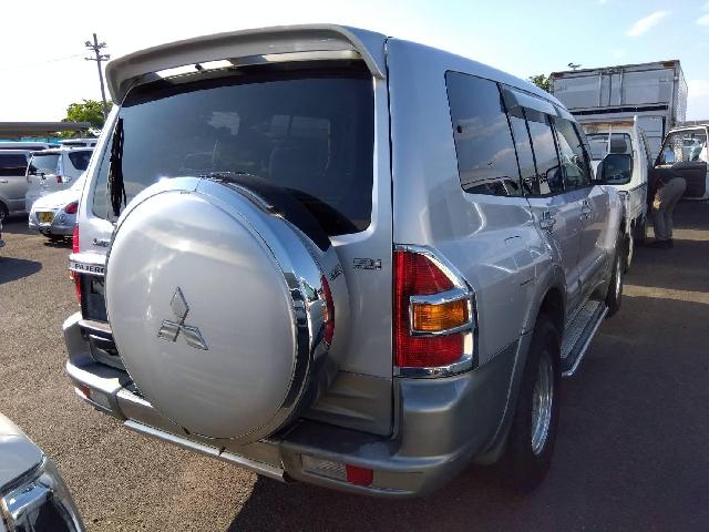 三菱 パジェロ ３．２ ロング エクシード ディーゼルターボ ４ＷＤ H12年 (四国) 99
