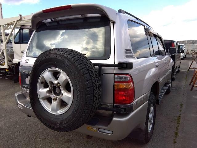 トヨタ ランドクルーザーバン ４．２ ＶＸリミテッド Ｇセレクション ディーゼルターボ ４ＷＤ H10年 (四国) 99