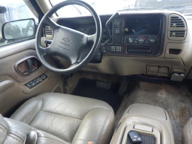 シボレー タホ ＬＴ ４ＷＤ H12年 (四国) 99
