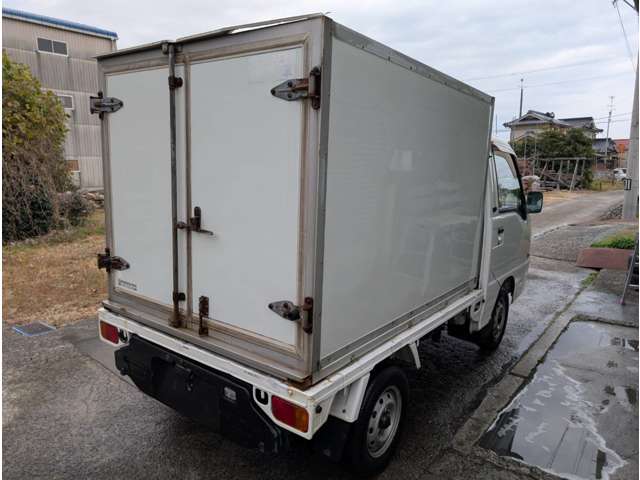 スバル サンバートラック 冷蔵冷凍車 デンソー０℃２０℃ H15年 (四国) 99