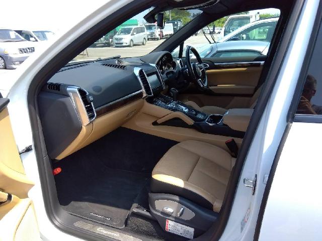 ポルシェ カイエン カイエン ４ＷＤ H27年 (四国) 99