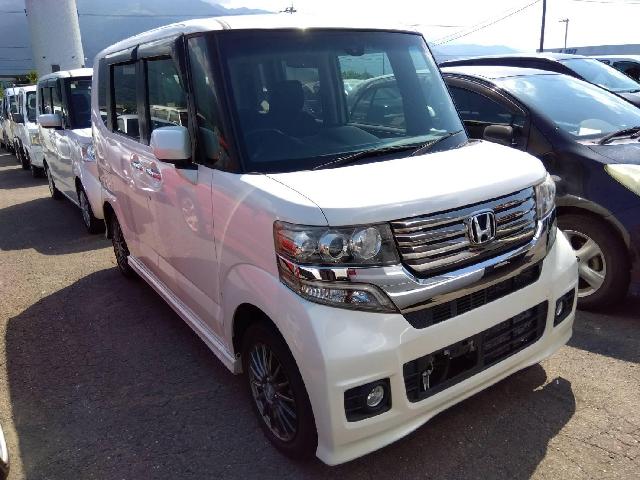 ホンダ Ｎ　ＢＯＸ ６６０ カスタムＧ Ａパッケージ ４ＷＤ H26年 (四国) 99