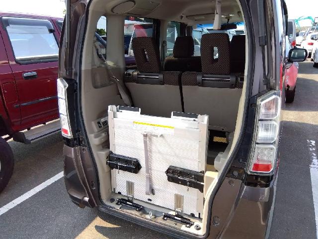 ホンダ Ｎ　ＢＯＸ＋ ６６０ Ｇ Ｌパッケージ H24年 (四国) 99