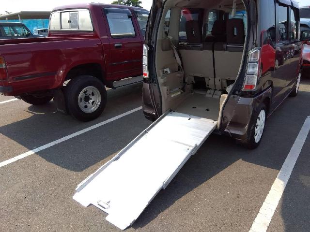ホンダ Ｎ　ＢＯＸ＋ ６６０ Ｇ Ｌパッケージ H24年 (四国) 99