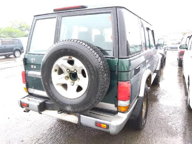 トヨタ ランドクルーザーバン ４．２ ＺＸ ディーゼル ４ＷＤ H13年 (四国) 99