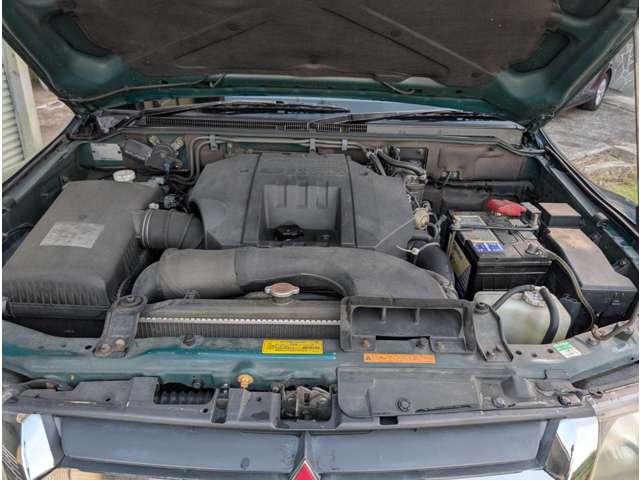三菱 パジェロ ３．２ ロング エクシードＩＩ ディーゼルターボ ４ＷＤ H14年 (四国) 99