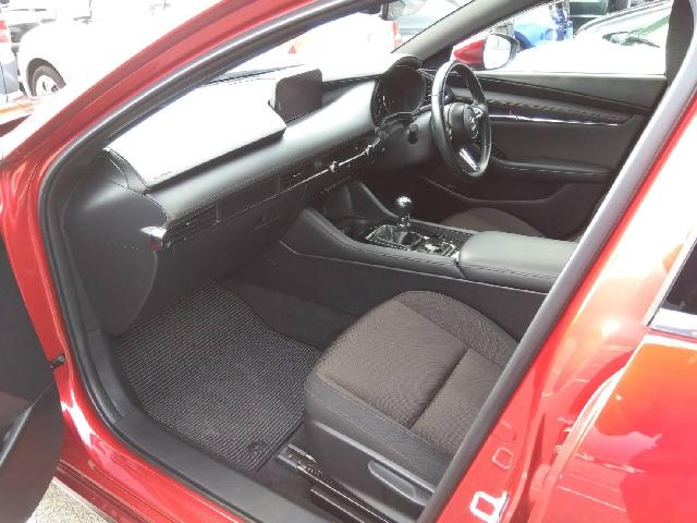 マツダ ＭＡＺＤＡ３　ファストバック １５Ｓツーリング ３６０°セーフティパッケージ R1年 (四国) 99