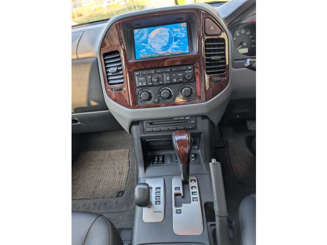 三菱 パジェロ ３．５ ロング スーパーエクシード ４ＷＤ H17年 (四国) 99