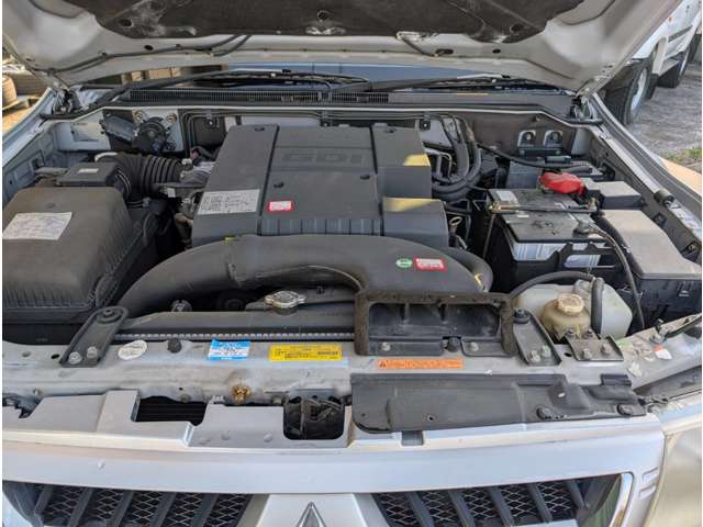 三菱 パジェロ ３．５ ロング スーパーエクシード ４ＷＤ H17年 (四国) 99