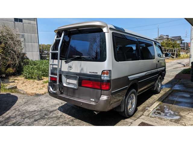 トヨタ ハイエースワゴン ３．０ スーパーカスタムＧ トリプルムーンルーフ ディーゼルターボ ４ＷＤ H11年 (四国) 99