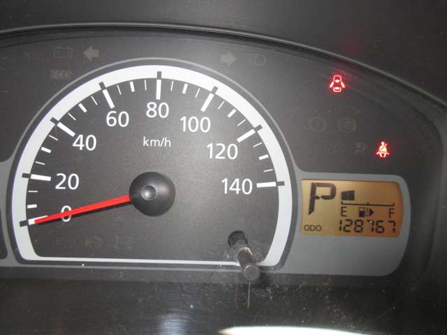 日産 ＮＶ１００クリッパー ６６０ ＤＸ H25年 (四国) 99